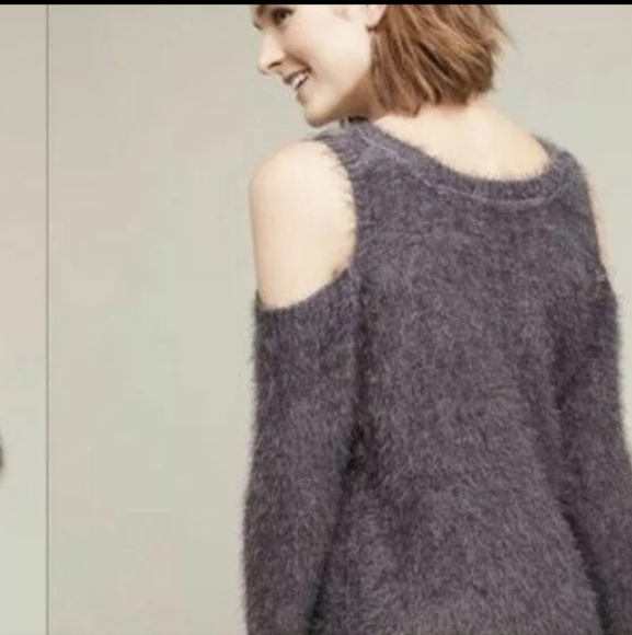 Moth by Anthropologie Bienne Gray Chenille Eyelash Fuzzy Sweater Cold Shoulder L - Picture 11 of 11